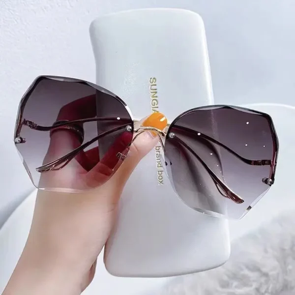 New Trimming Frameless Sunglasses Female Fashion Gradient Sunglasses Flower Sun Glassesfishing Glasses Cycling Glasses - Image 3